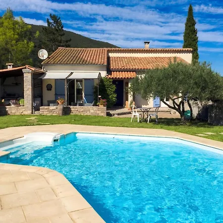 Vila Charmante A Avec Piscine Et Jardin *