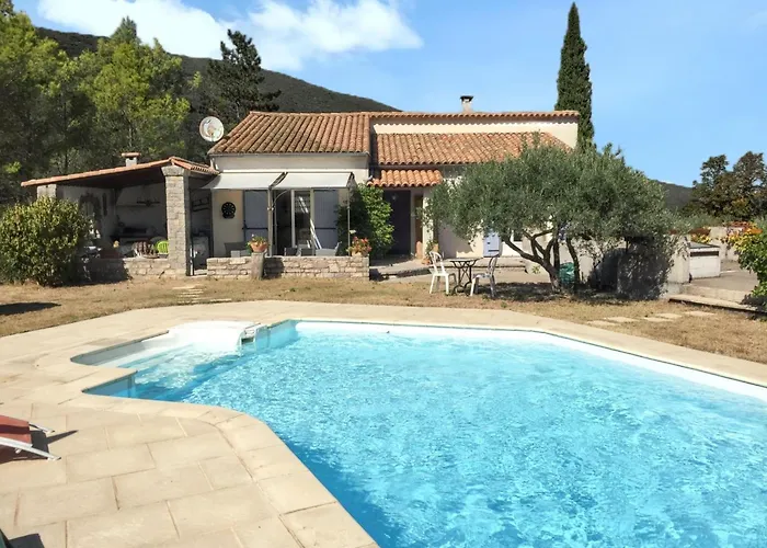 Charmante A Avec Piscine Et Jardin * Pompignan (Gard)